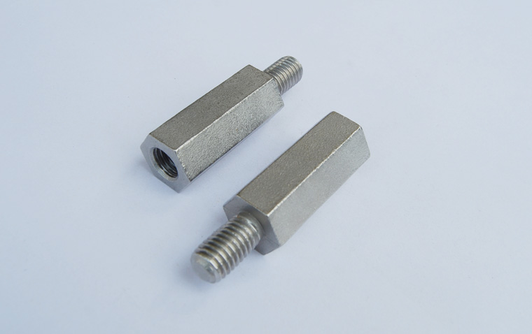 杰陽左邊螺釘0129，右邊0130